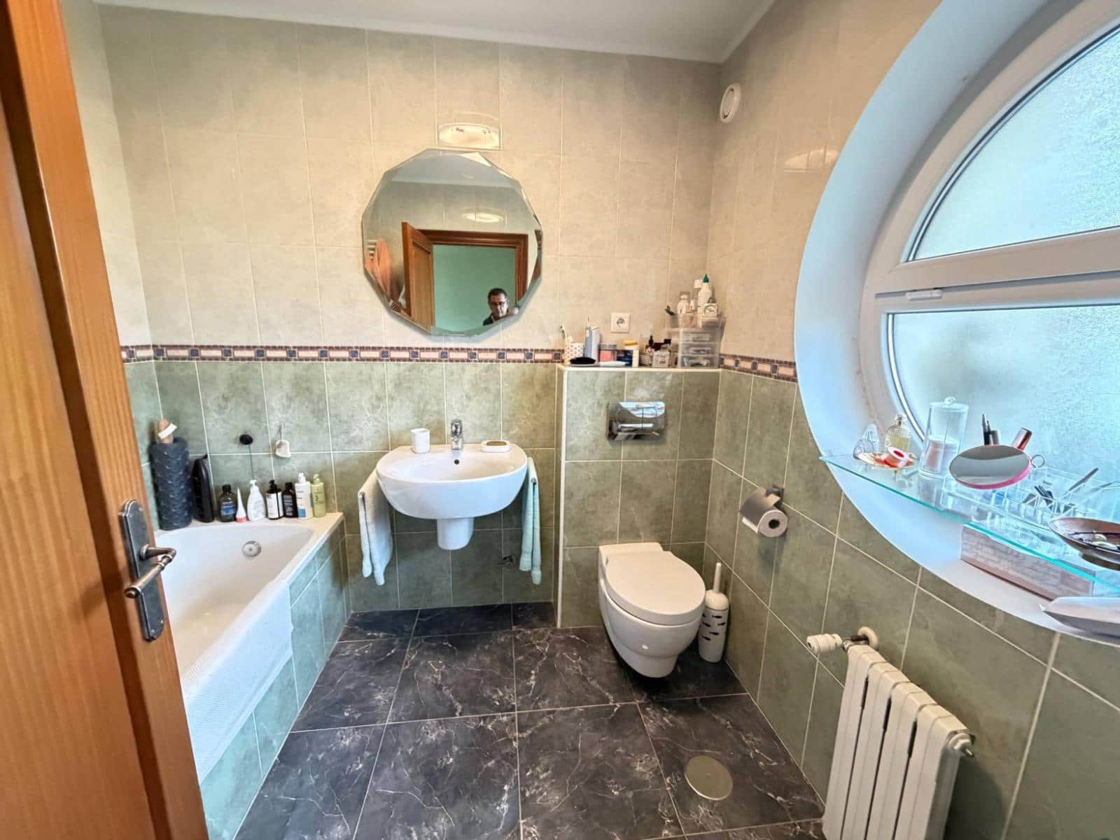4 bedroom Semi-detached Villa for sale in Torrelavega - € 490,000 (Ref: 9910484)