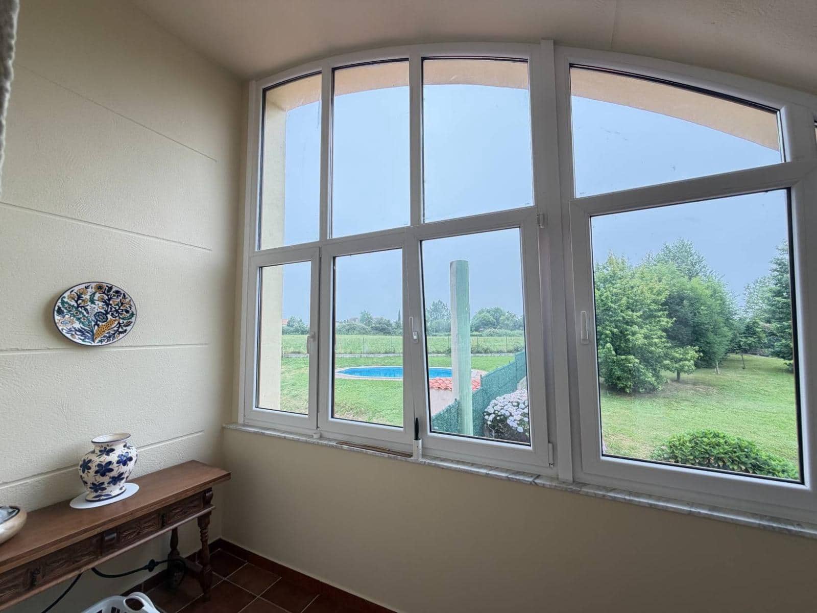 4 bedroom Semi-detached Villa for sale in Torrelavega - € 490,000 (Ref: 9910484)