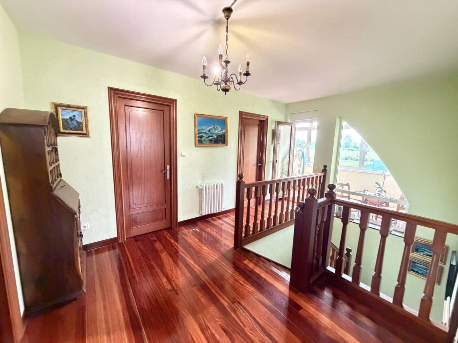 4 bedroom Semi-detached Villa for sale in Torrelavega - € 490,000 (Ref: 9910484)