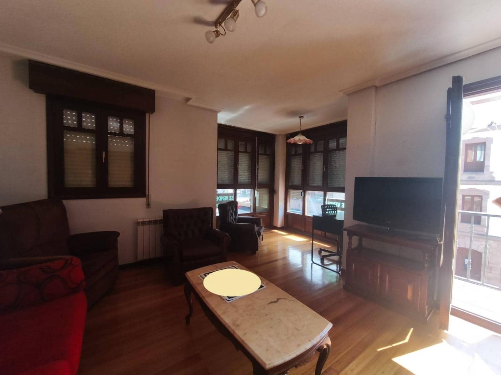Piso de 3 habitaciones en Polaciones en venta - 169.000 € (Ref: 9933736)