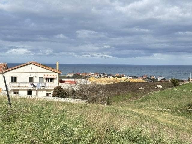 3 bedroom Flat for sale in Suances - € 170,000 (Ref: 9945394)