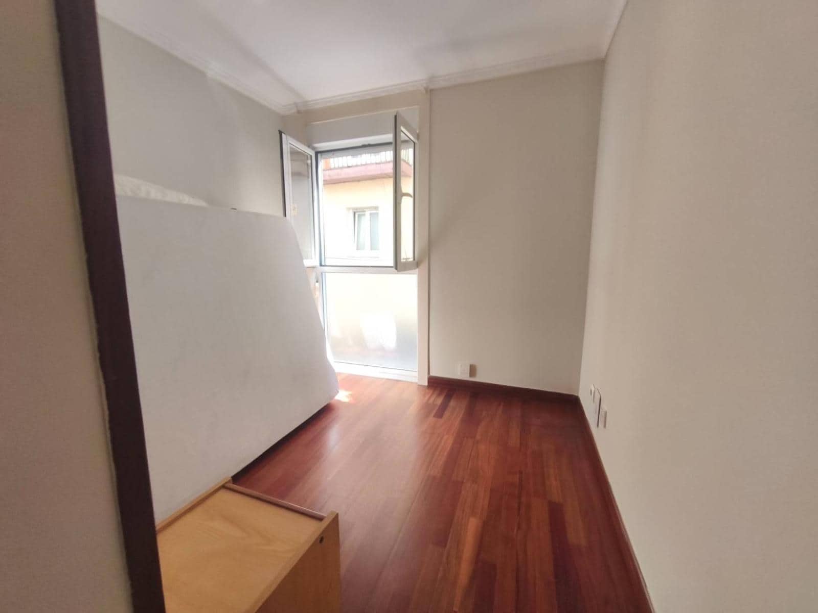 2 bedroom Flat for sale in Santander - € 175,000 (Ref: 9970302)