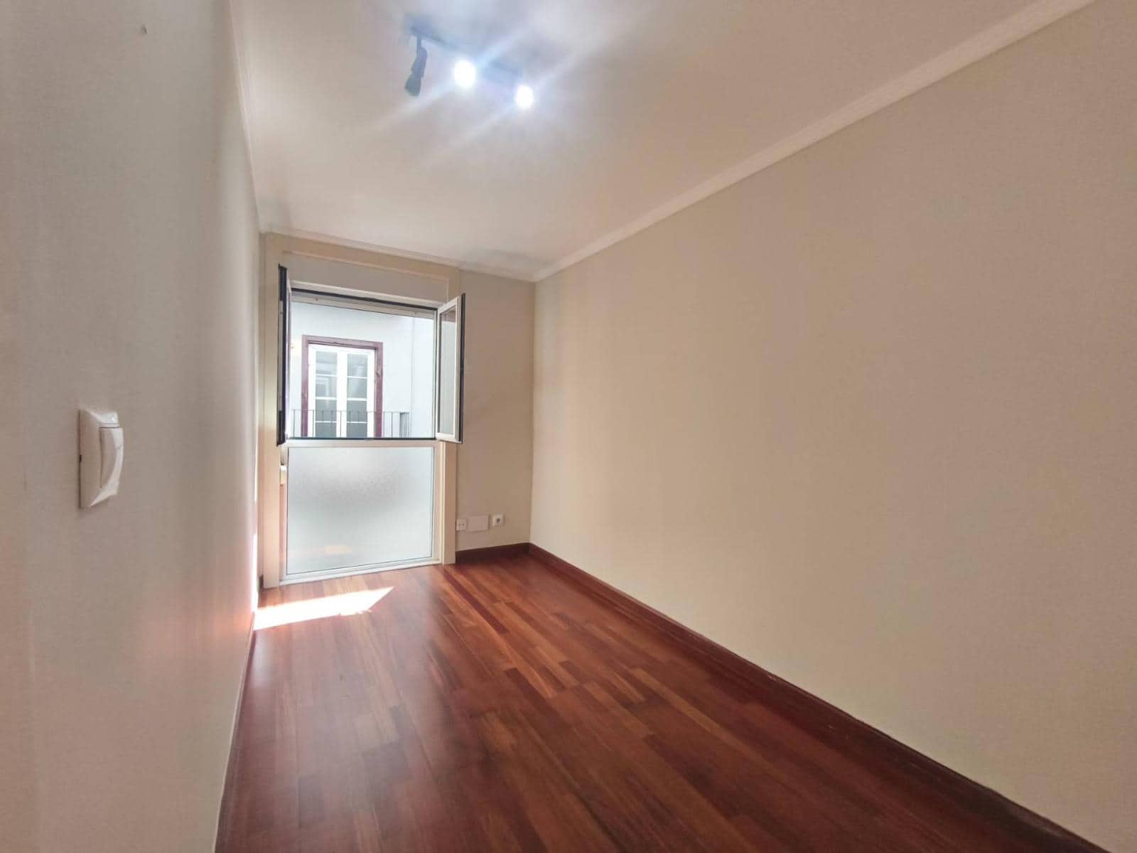 2 bedroom Flat for sale in Santander - € 175,000 (Ref: 9970302)
