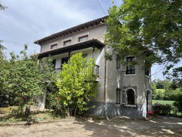 4 soveværelse Villa til salg i La Cavada - € 385.000 (Ref: 9986538)