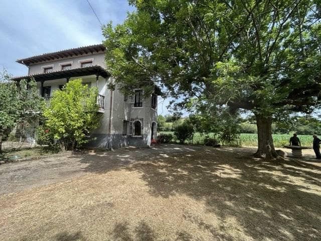 4 soveværelse Villa til salg i La Cavada - € 385.000 (Ref: 9986538)