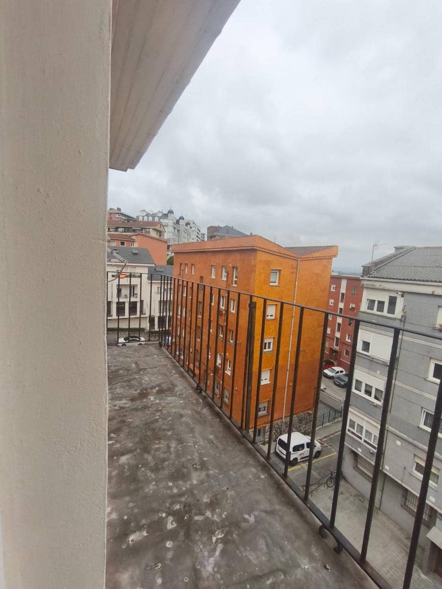 3 sovrum Lägenhet till salu i Santander - 286 000 € (Ref: 9994252)