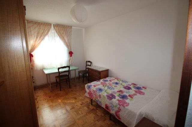 3 makuuhuone Asunto vuokrattavana paikassa Santander - 825 € (Ref: 9994253)