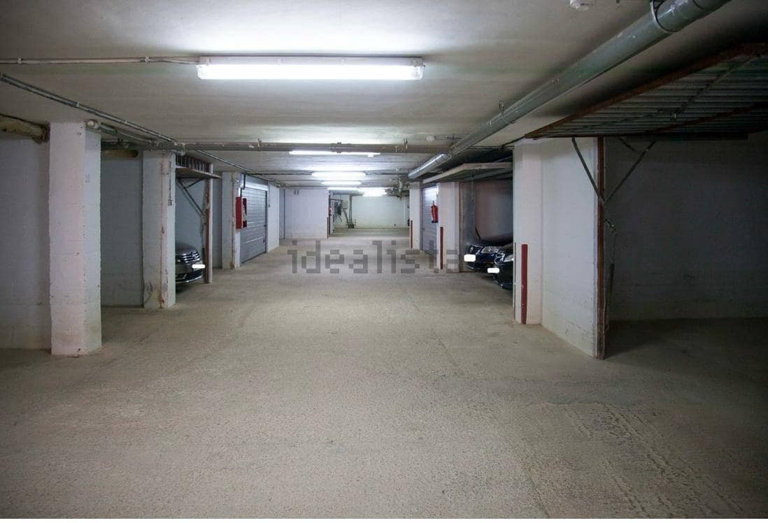 2 makuuhuone Huoneisto myytävänä paikassa Comillas mukana 
autotalli - 390 000 € (Ref: 9999566)