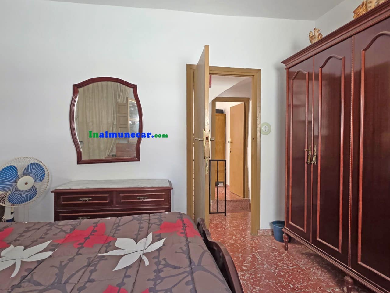 6 slaapkamer Huis te koop in Otivar - € 115.000 (Ref: 10017094)