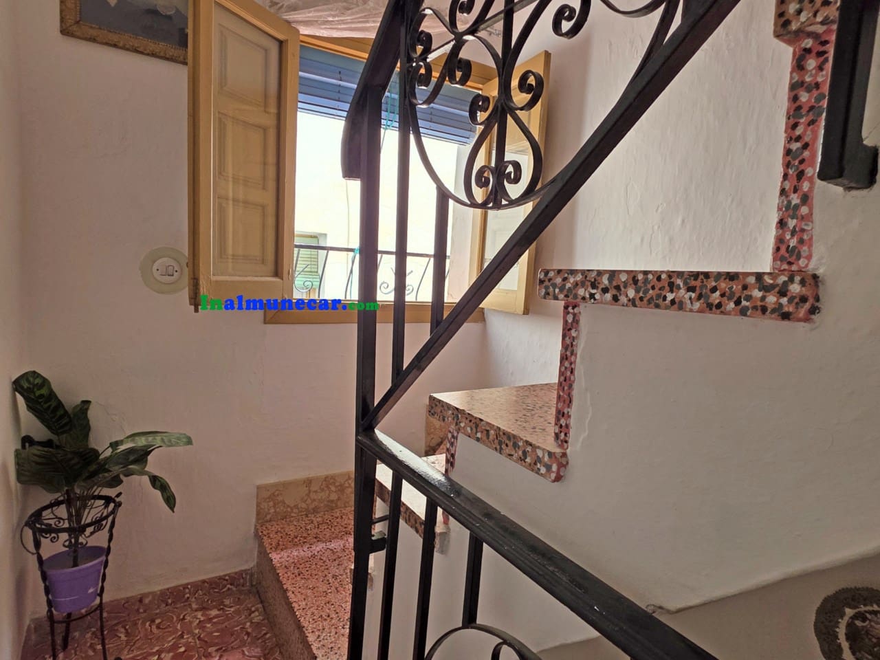 6 slaapkamer Huis te koop in Otivar - € 115.000 (Ref: 10017094)