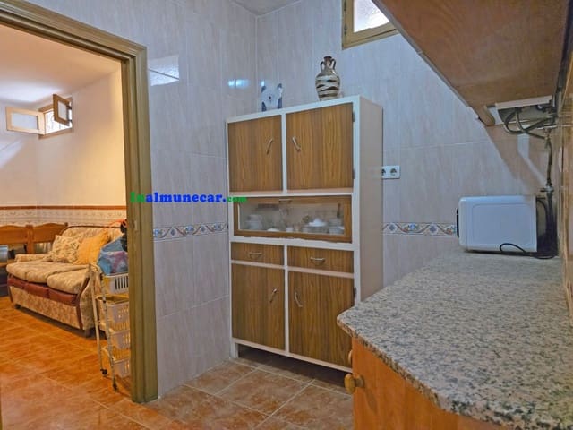 6 slaapkamer Huis te koop in Otívar - € 115.000 (Ref: 10017094)