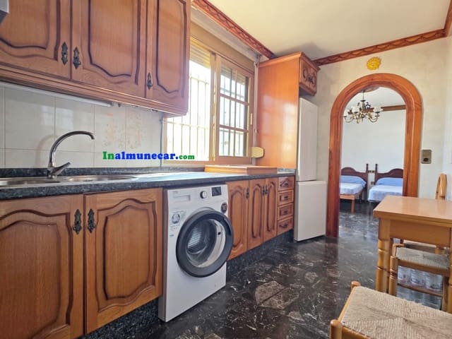 3 bedroom Flat for sale in Almuñécar - € 210,000 (Ref: 10017095)