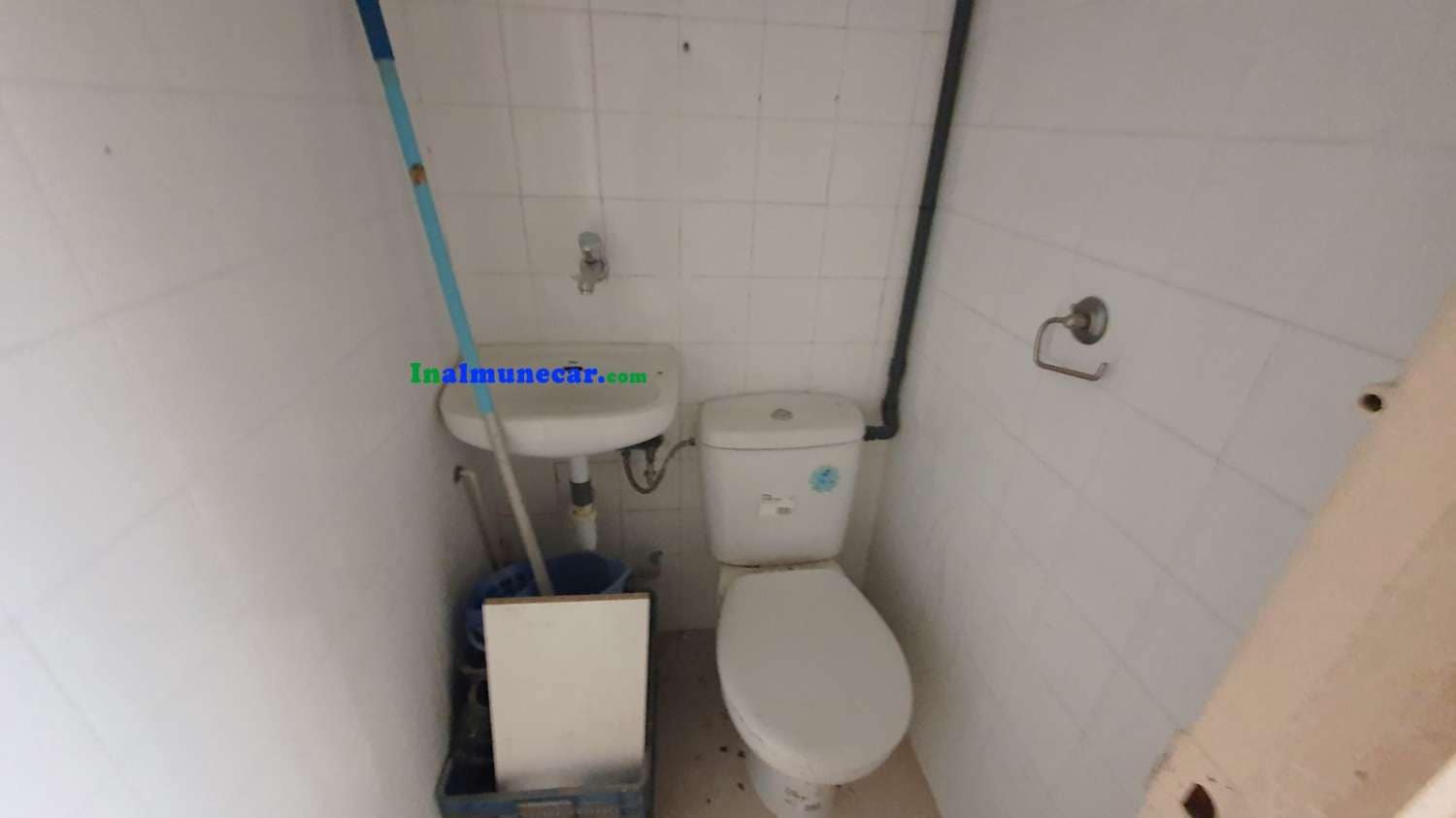 Erhverv til salg i Almunecar - € 179.000 (Ref: 8251445)