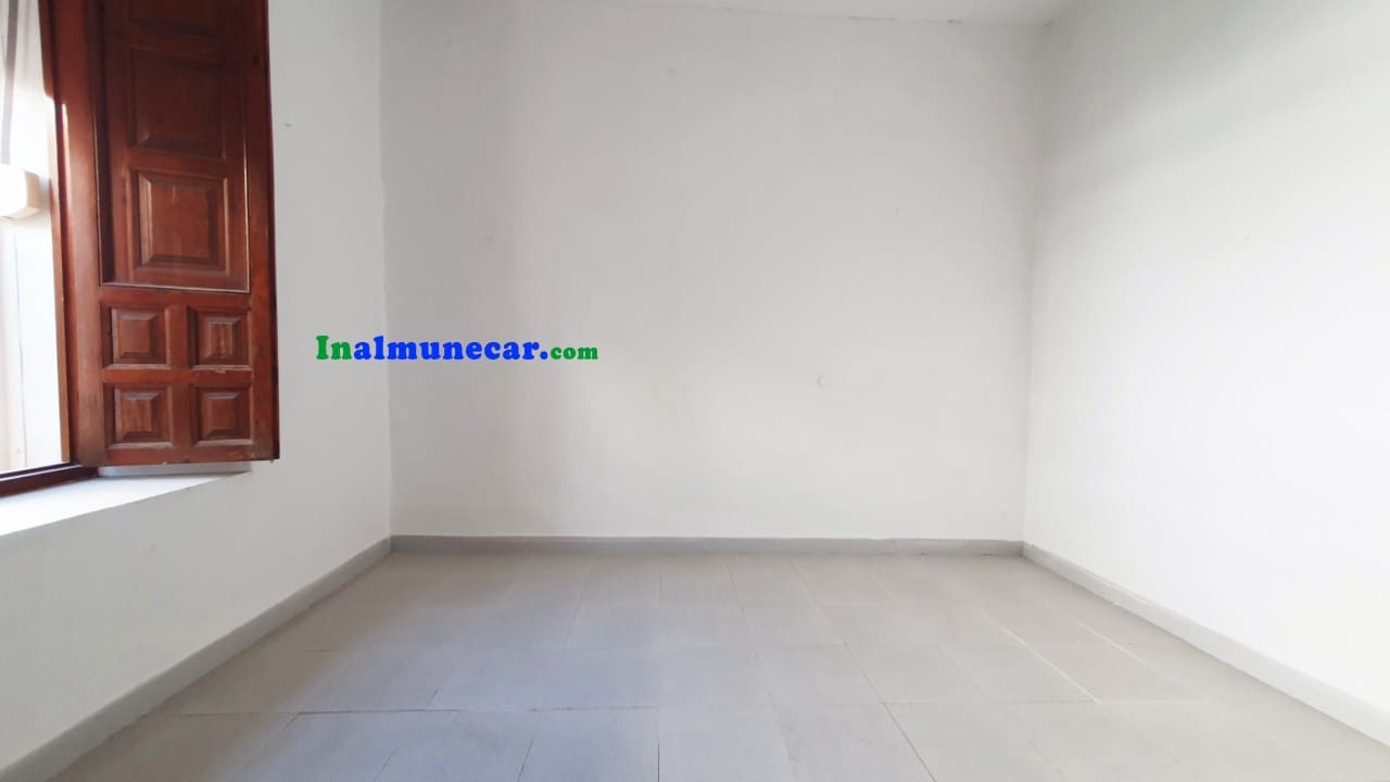 4 soveværelse Byhus til salg i Lentegi - € 65.000 (Ref: 8527750)