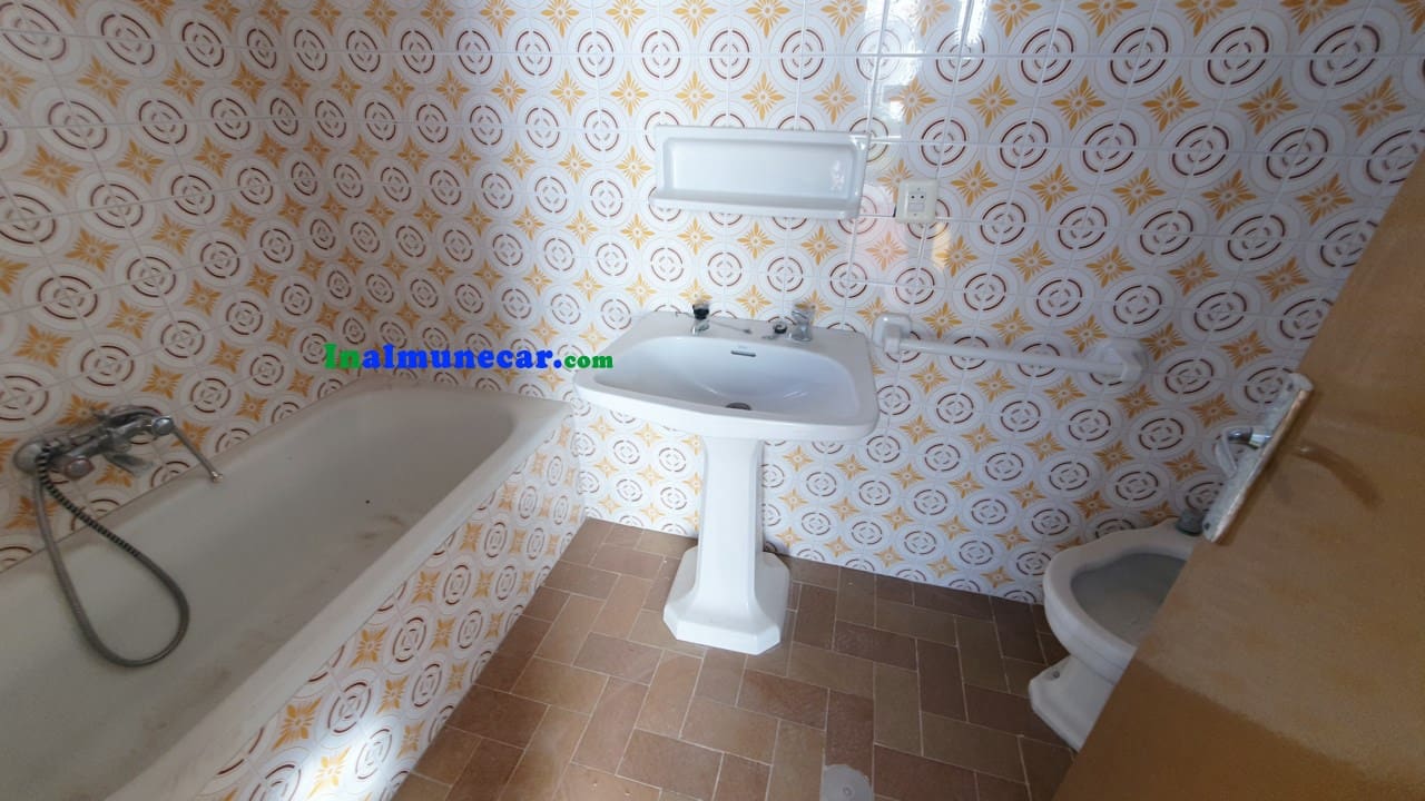 4 soveværelse Byhus til salg i Lentegi - € 65.000 (Ref: 8527750)