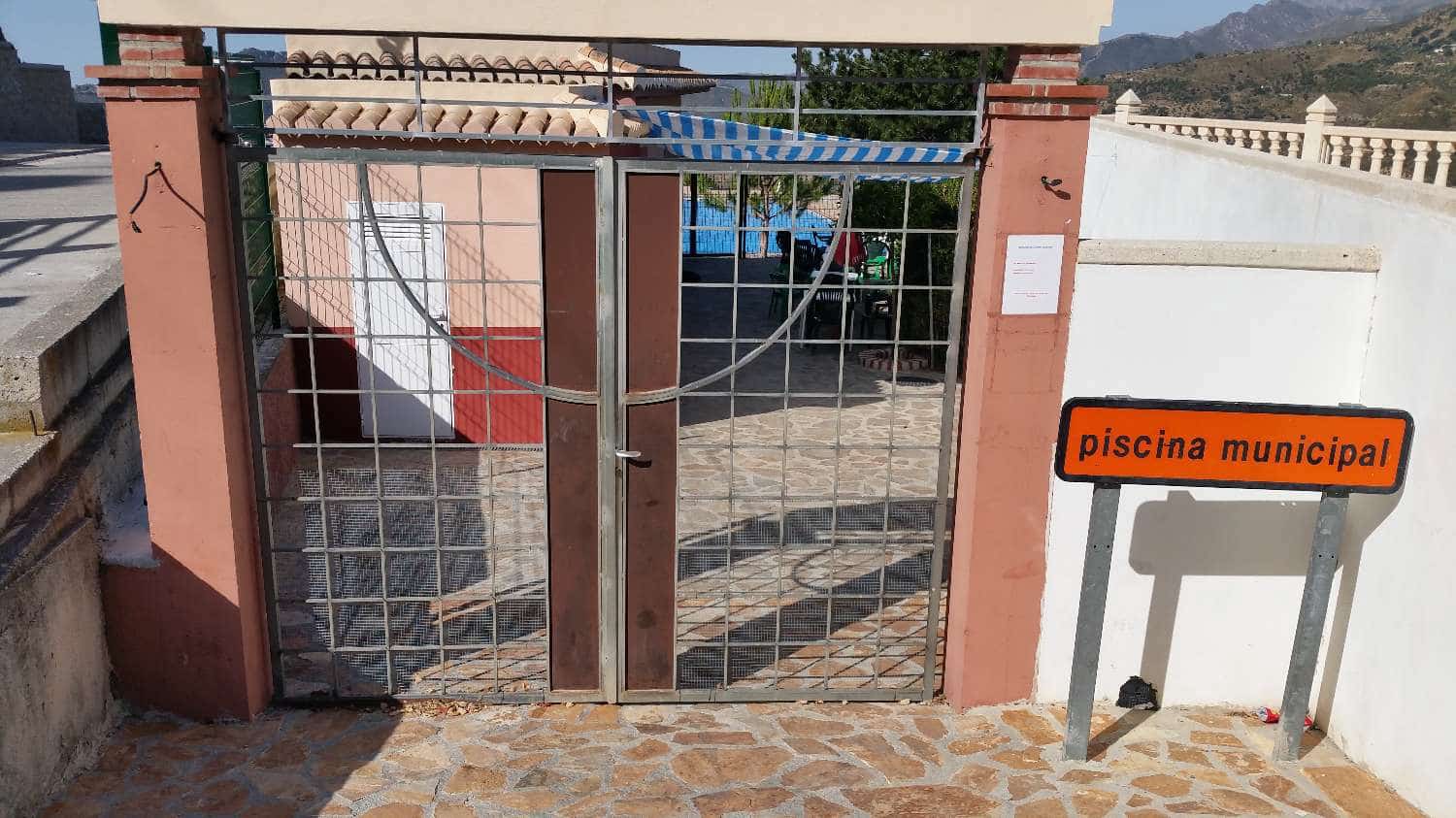 4 soveværelse Byhus til salg i Lentegi - € 65.000 (Ref: 8527750)