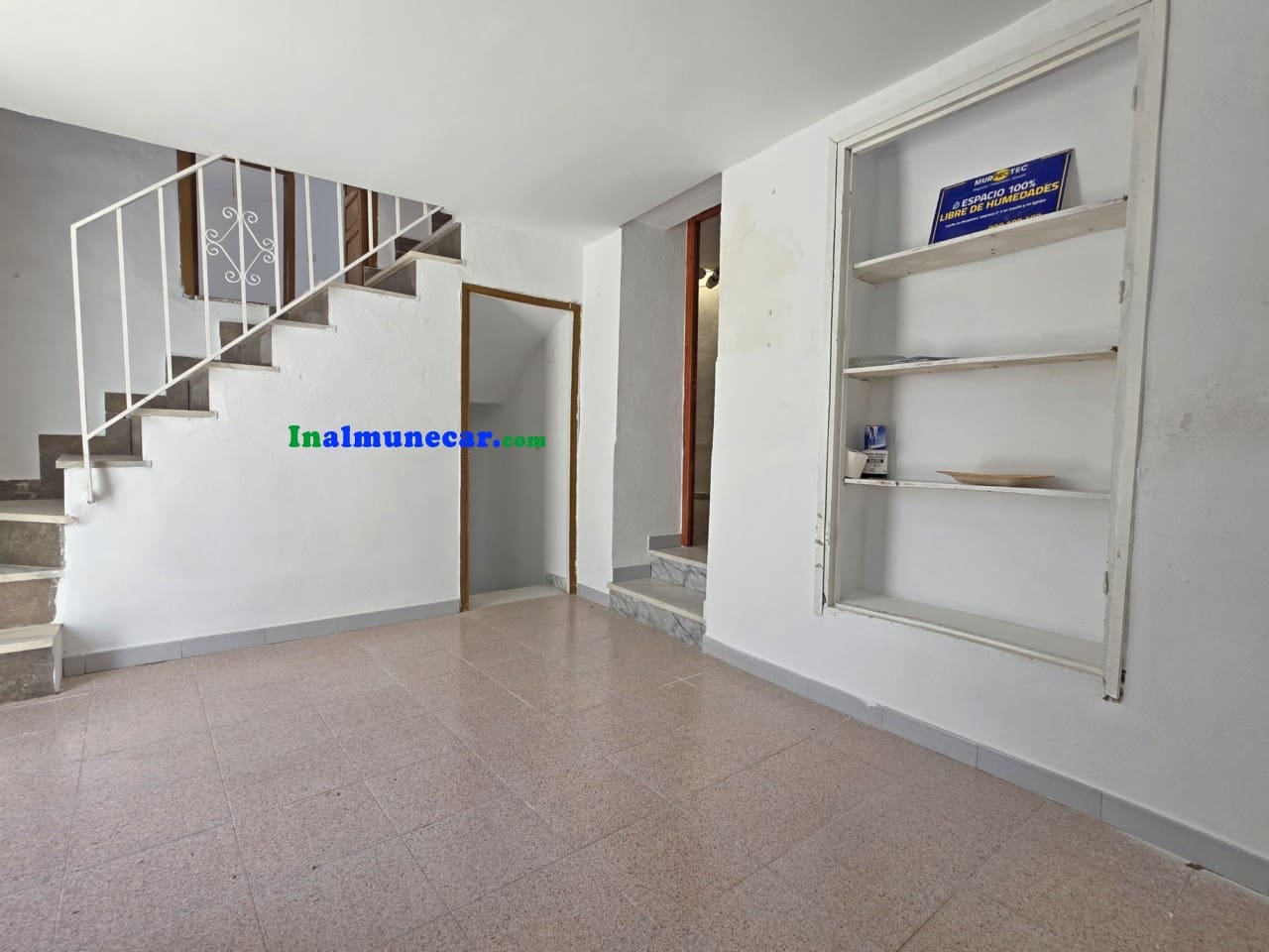 4 slaapkamer Huis te koop in Lentegi - € 65.000 (Ref: 8527750)