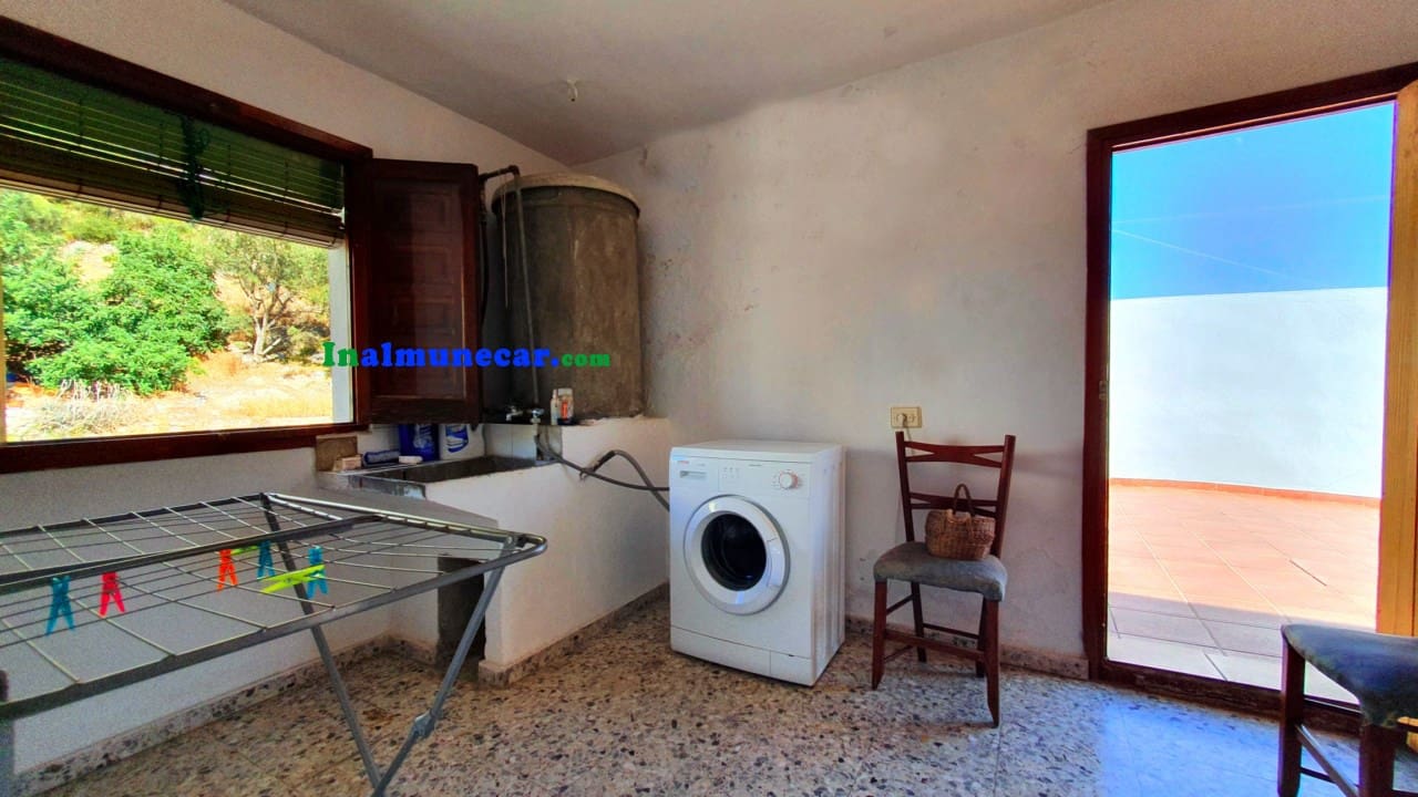 5 soveværelse Byhus til salg i Otivar - € 130.000 (Ref: 8540521)