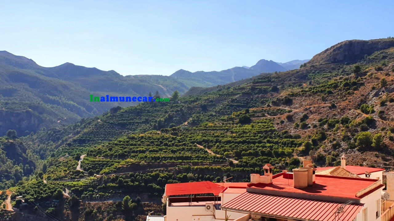 5 soveværelse Byhus til salg i Otivar - € 130.000 (Ref: 8540521)