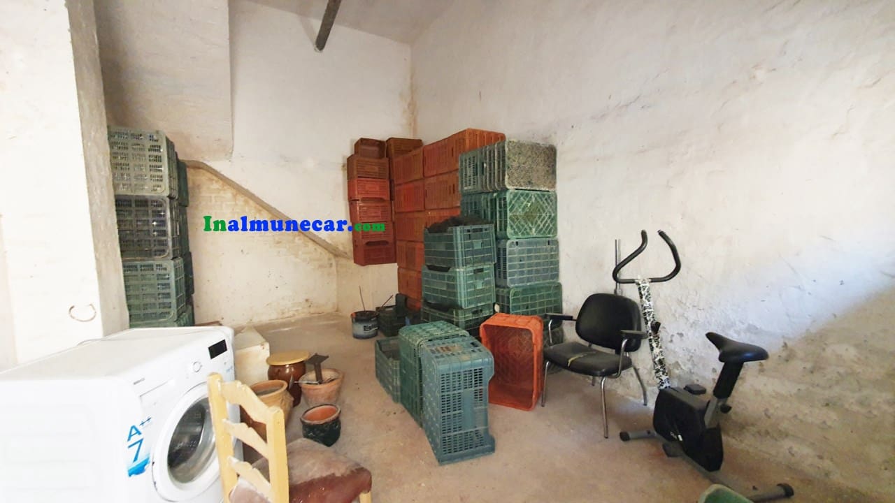 5 soveværelse Byhus til salg i Otivar - € 130.000 (Ref: 8540521)