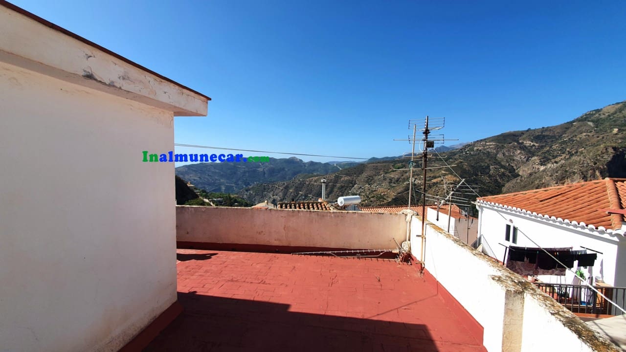 4 soveværelse Byhus til salg i Lentegi med garage - € 98.000 (Ref: 8624554)