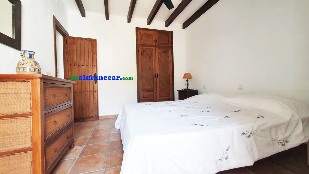 3 soveværelse Villa til salg i Almunecar med swimmingpool - € 685.000 (Ref: 8809346)