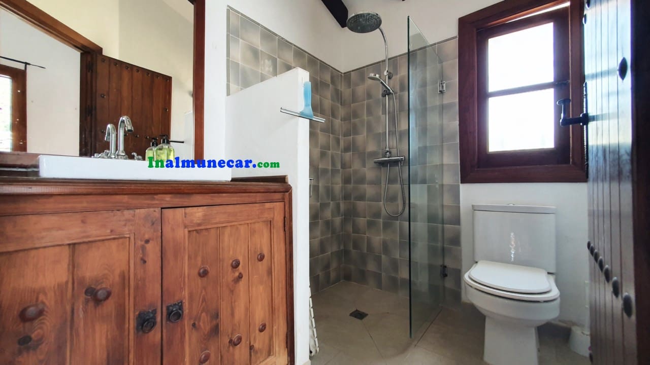 3 soveværelse Villa til salg i Almunecar med swimmingpool - € 685.000 (Ref: 8809346)