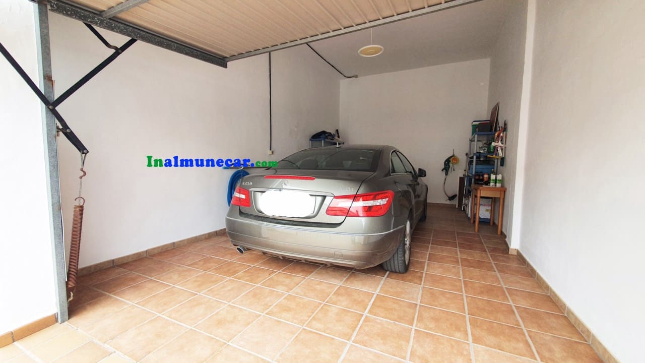 3 soveværelse Rækkehus til salg i La Herradura med swimmingpool garage - € 475.000 (Ref: 9017196)