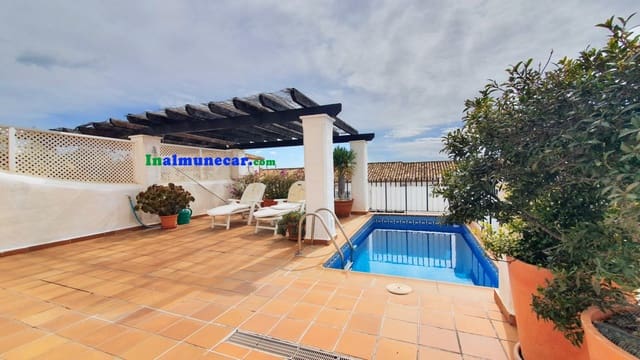 3 chambre Villa/Maison Mitoyenne à vendre à La Herradura, Almuñécar avec piscine garage - 475 000 € (Ref: 9017196)