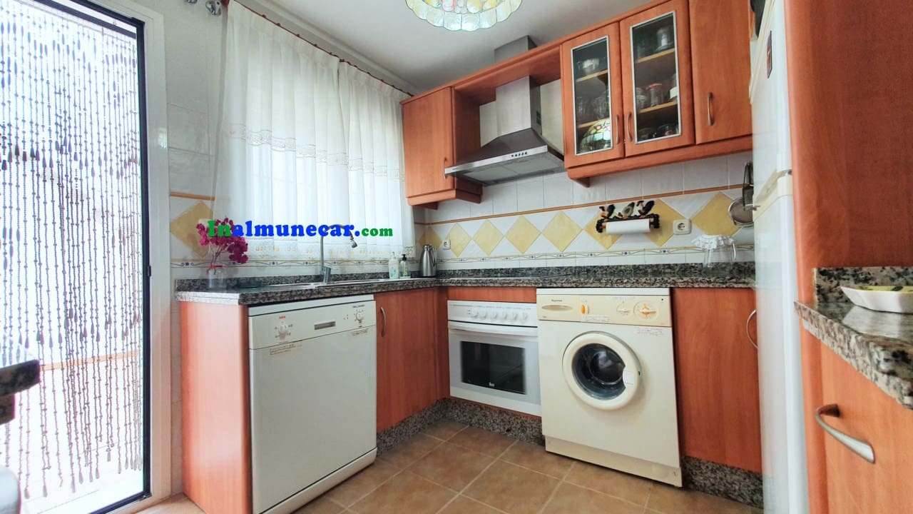 3 soveværelse Rækkehus til salg i La Herradura med swimmingpool garage - € 475.000 (Ref: 9017196)