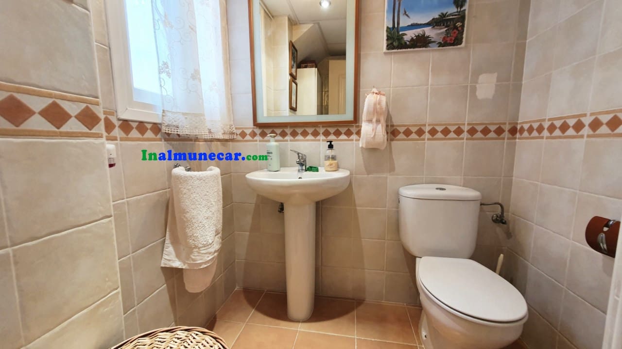 3 soveværelse Rækkehus til salg i La Herradura med swimmingpool garage - € 475.000 (Ref: 9017196)