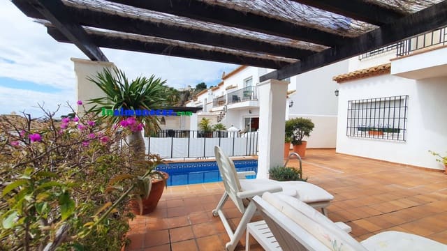 3 chambre Villa/Maison Mitoyenne à vendre à La Herradura, Almuñécar avec piscine garage - 475 000 € (Ref: 9017196)