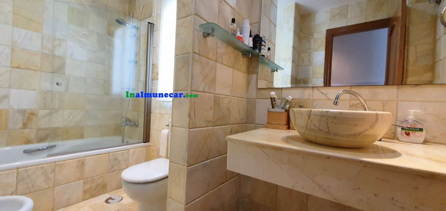 3 soveværelse Rækkehus til salg i Cotobro med swimmingpool garage - € 450.000 (Ref: 9171165)