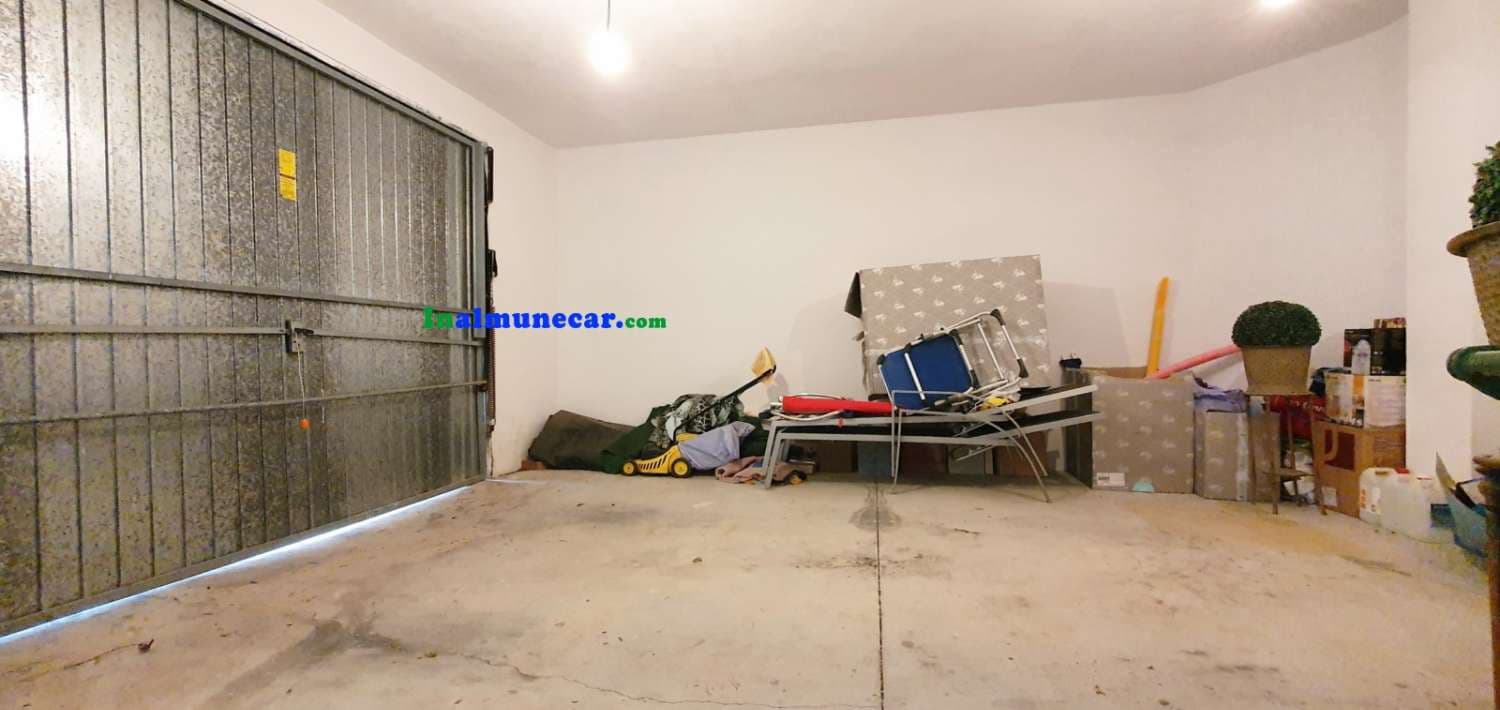 3 soveværelse Rækkehus til salg i Cotobro med swimmingpool garage - € 450.000 (Ref: 9171165)