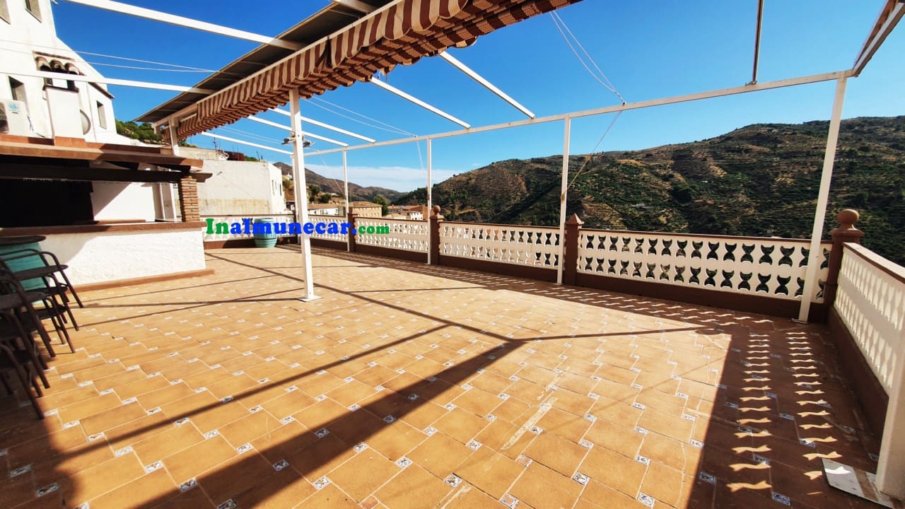 7 soveværelse Restaurant/Bar til salg i Otivar - € 750.000 (Ref: 9264053)