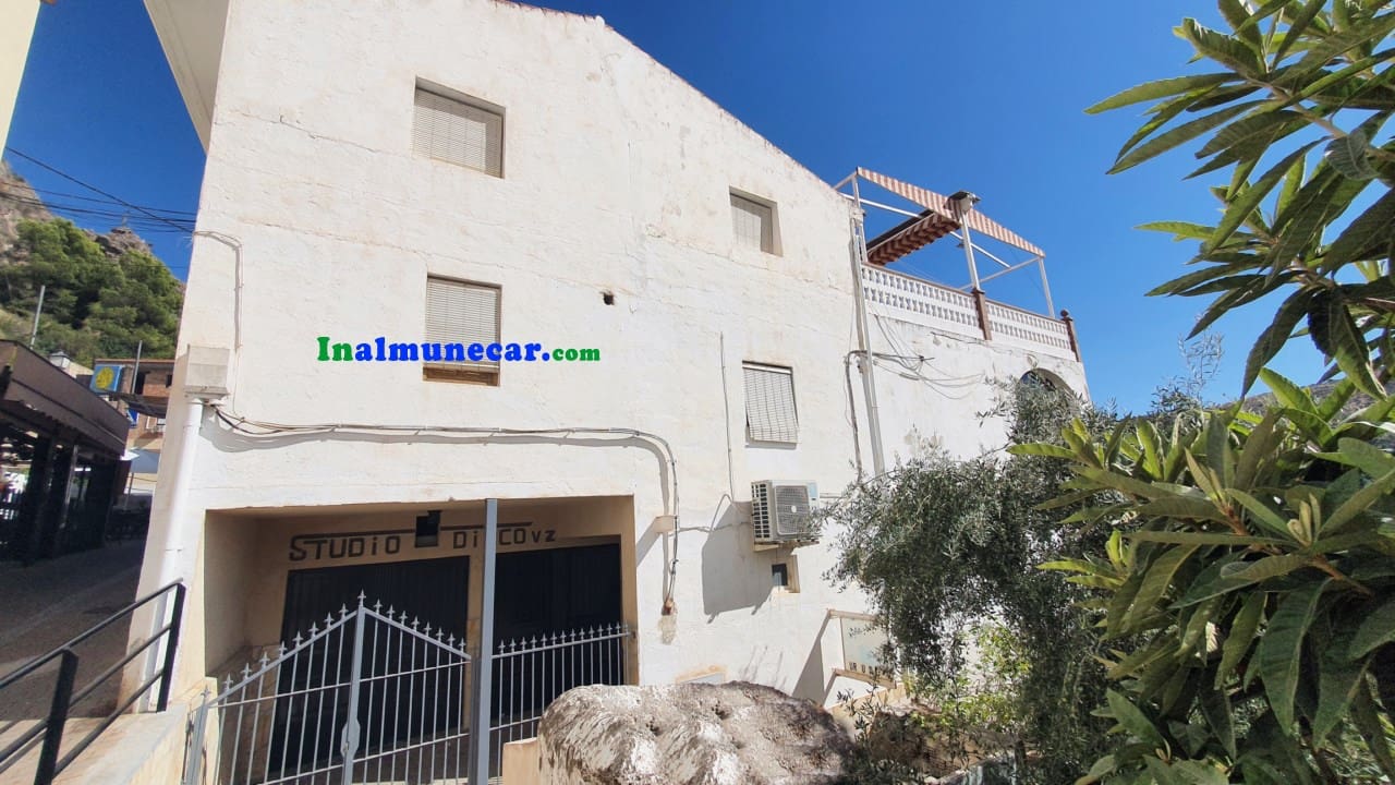 7 soveværelse Restaurant/Bar til salg i Otivar - € 750.000 (Ref: 9264053)