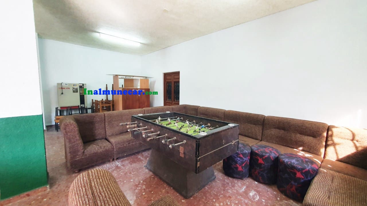 7 soveværelse Restaurant/Bar til salg i Otivar - € 750.000 (Ref: 9264053)