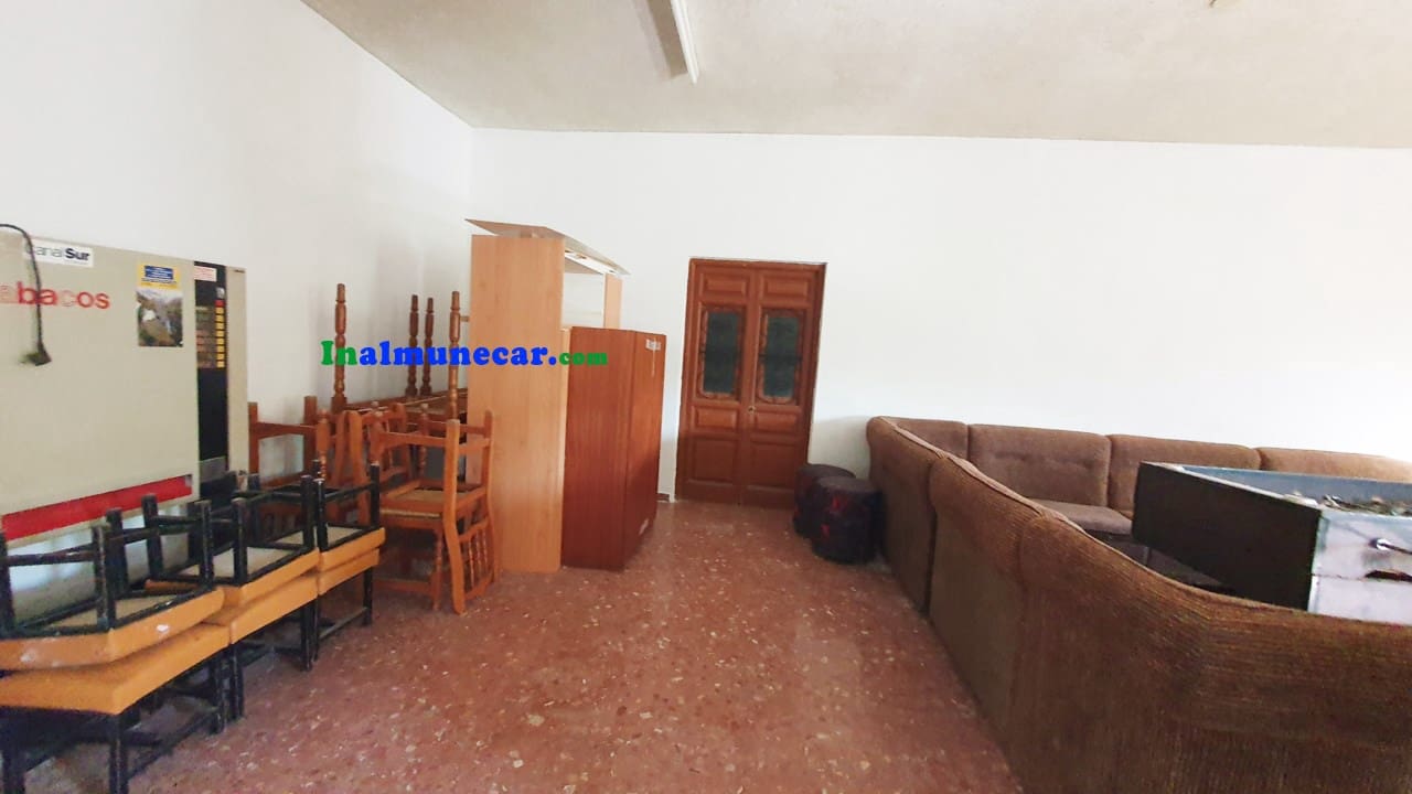 7 soveværelse Restaurant/Bar til salg i Otivar - € 750.000 (Ref: 9264053)