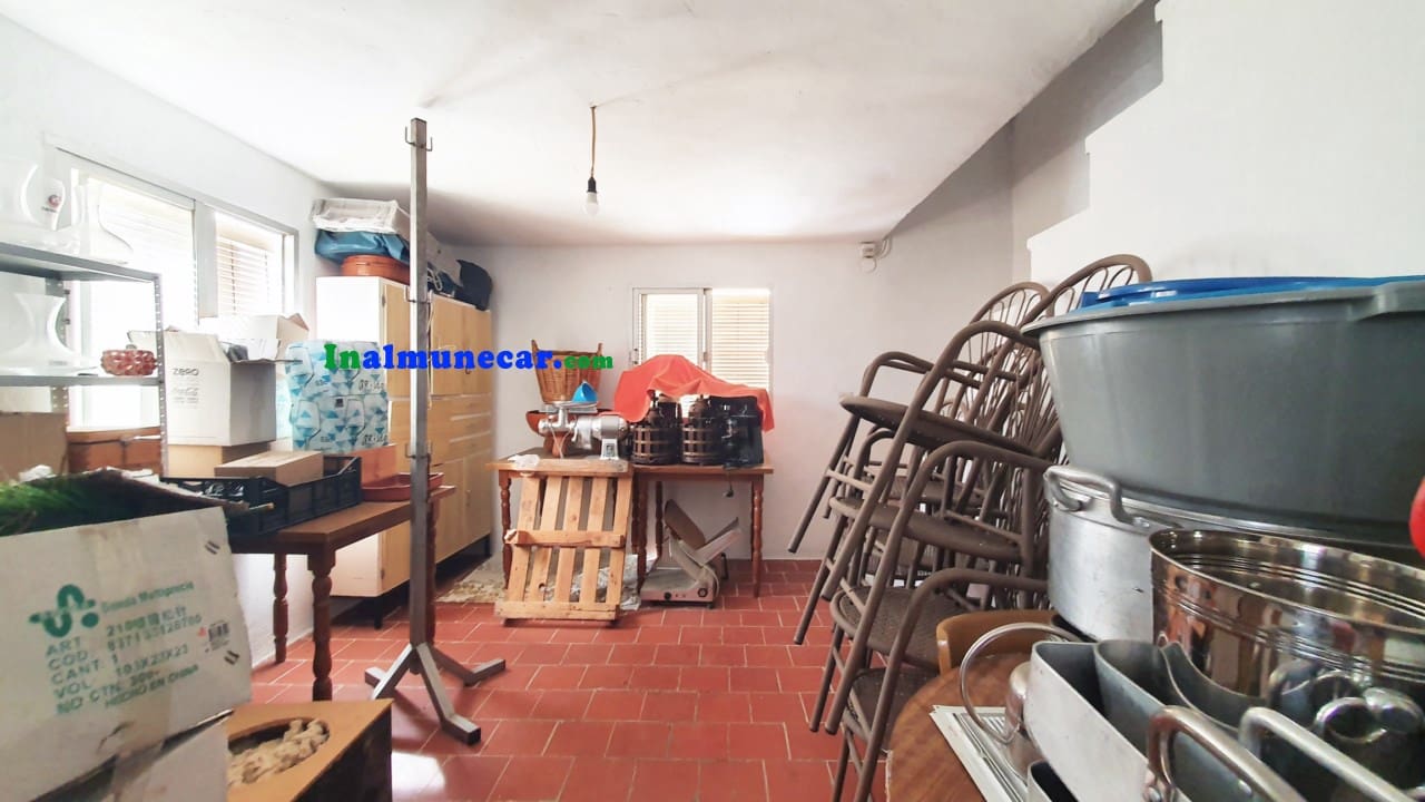 7 soveværelse Restaurant/Bar til salg i Otivar - € 750.000 (Ref: 9264053)