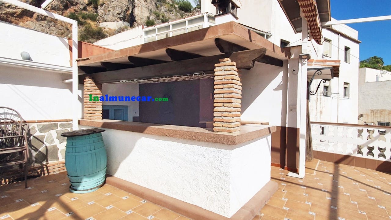 7 soveværelse Restaurant/Bar til salg i Otivar - € 750.000 (Ref: 9264053)