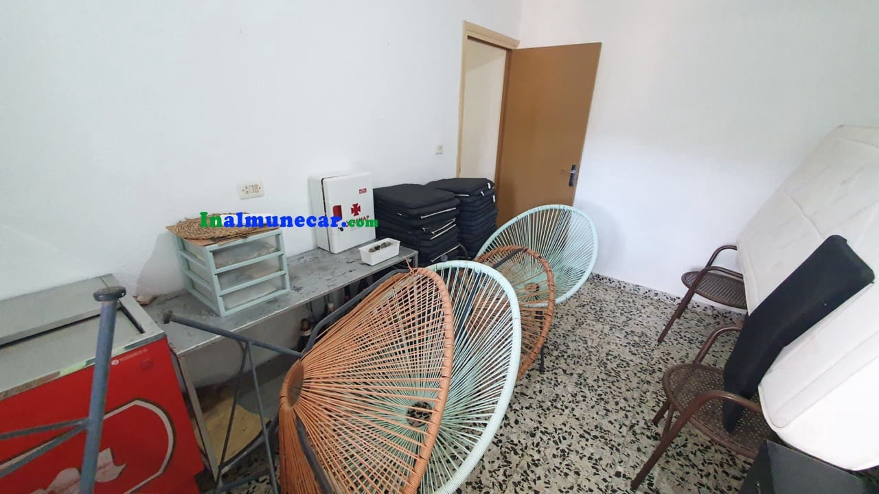 7 soveværelse Restaurant/Bar til salg i Otivar - € 750.000 (Ref: 9264053)