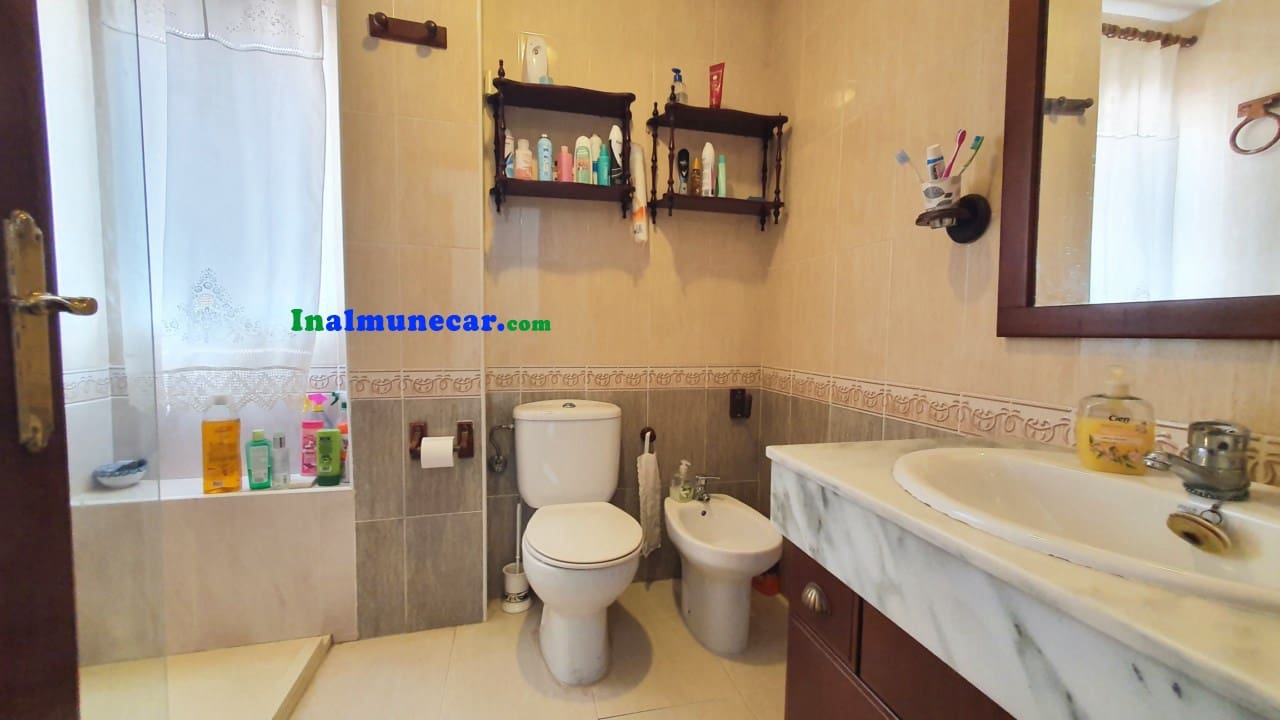 2 sovrum Takvåning till salu i Almunecar - 325 000 € (Ref: 9322476)