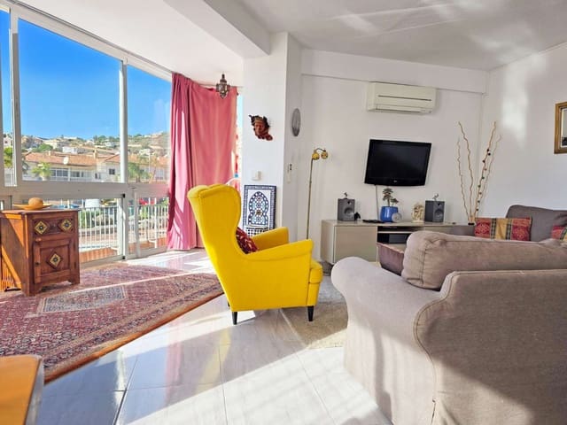 2 bedroom Flat for sale in Almuñécar with pool garage - € 215,000 (Ref: 9367018)