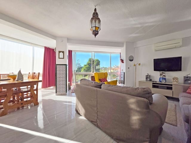 2 bedroom Flat for sale in Almuñécar with pool garage - € 215,000 (Ref: 9367018)