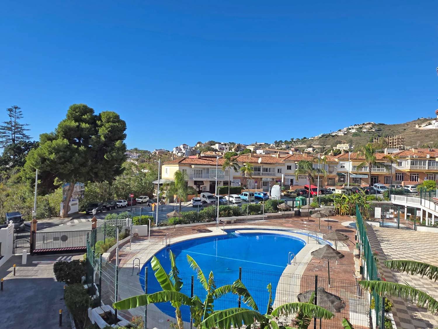 2 sypialnia Mieszkanie na sprzedaż w Almunecar z basenem garażem - 215 000 € (Ref: 9367018)