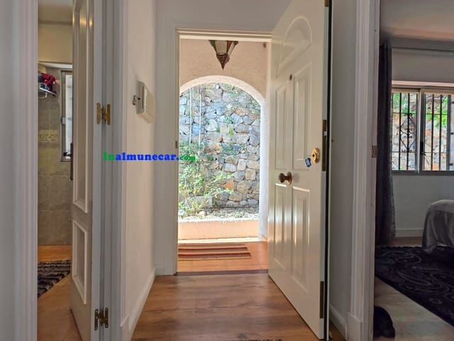 4 soveværelse Villa til salg i La Herradura, Almuñécar med garage - € 900.000 (Ref: 9378786)