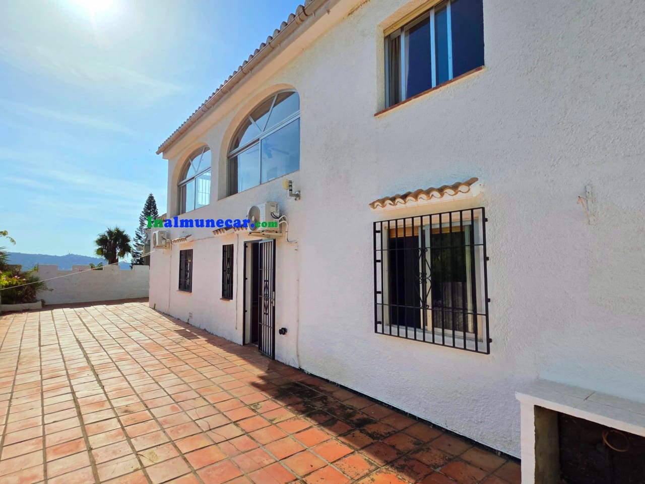 4 soverom Villa til salgs i La Herradura med garasje - € 900 000 (Ref: 9378786)