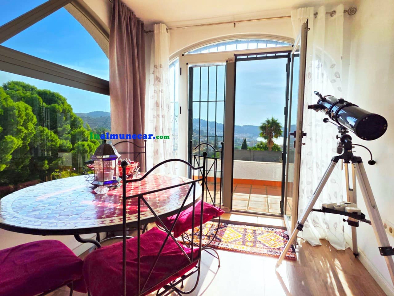 4 soverom Villa til salgs i La Herradura med garasje - € 900 000 (Ref: 9378786)