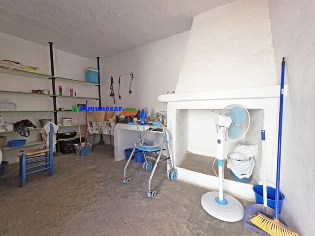 4 slaapkamer Rijtjeshuis te koop in Almuñécar - € 175.000 (Ref: 9387584)