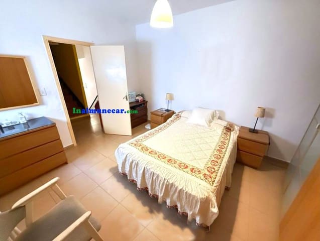 4 slaapkamer Rijtjeshuis te koop in Almuñécar - € 175.000 (Ref: 9387584)